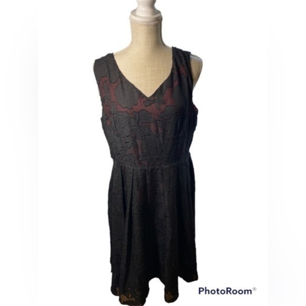 Noctflos black lace dress with a beautiful red‎ liner. NWT​